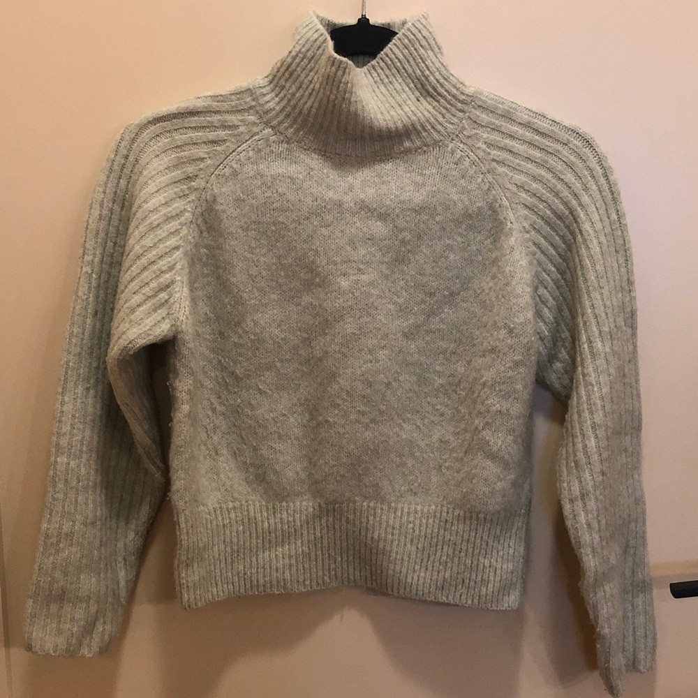 Cozy Green Turtleneck Sweater